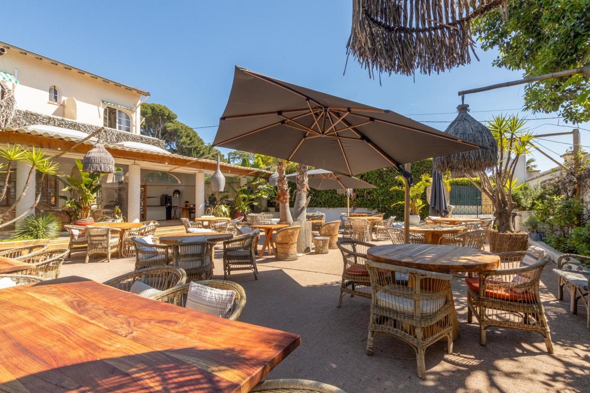 Hotel La Garoupe-gardiole 3*
